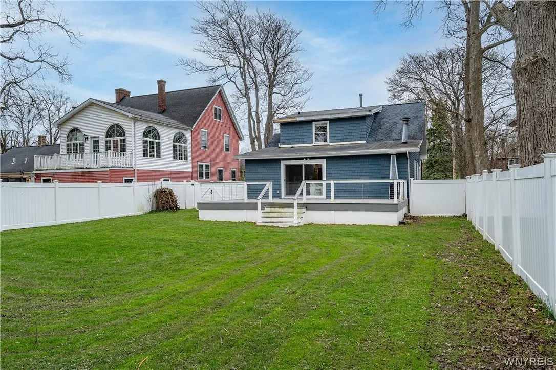 197 Long Avenue, Hamburg, New York 14075, Hamburg, New York 14075, 3 Bedrooms Bedrooms, 10 Rooms Rooms,2 BathroomsBathrooms,Residential,For Sale,197 Long Avenue, Hamburg, New York 14075,0,B1673009