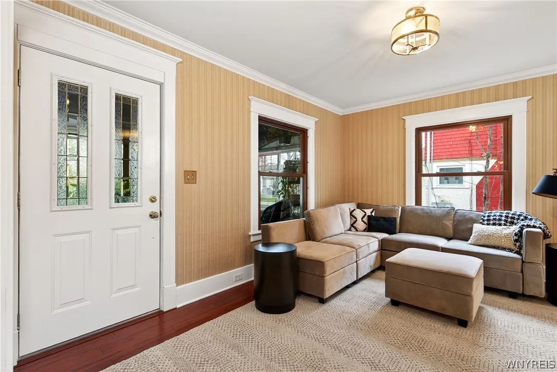 197 Long Avenue, Hamburg, New York 14075, Hamburg, New York 14075, 3 Bedrooms Bedrooms, 10 Rooms Rooms,2 BathroomsBathrooms,Residential,For Sale,197 Long Avenue, Hamburg, New York 14075,0,B1673009