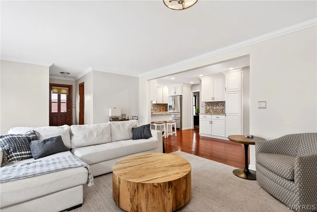 197 Long Avenue, Hamburg, New York 14075, Hamburg, New York 14075, 3 Bedrooms Bedrooms, 10 Rooms Rooms,2 BathroomsBathrooms,Residential,For Sale,197 Long Avenue, Hamburg, New York 14075,0,B1673009