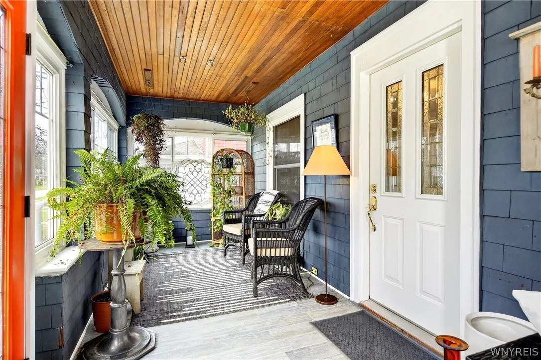 197 Long Avenue, Hamburg, New York 14075, Hamburg, New York 14075, 3 Bedrooms Bedrooms, 10 Rooms Rooms,2 BathroomsBathrooms,Residential,For Sale,197 Long Avenue, Hamburg, New York 14075,0,B1673009