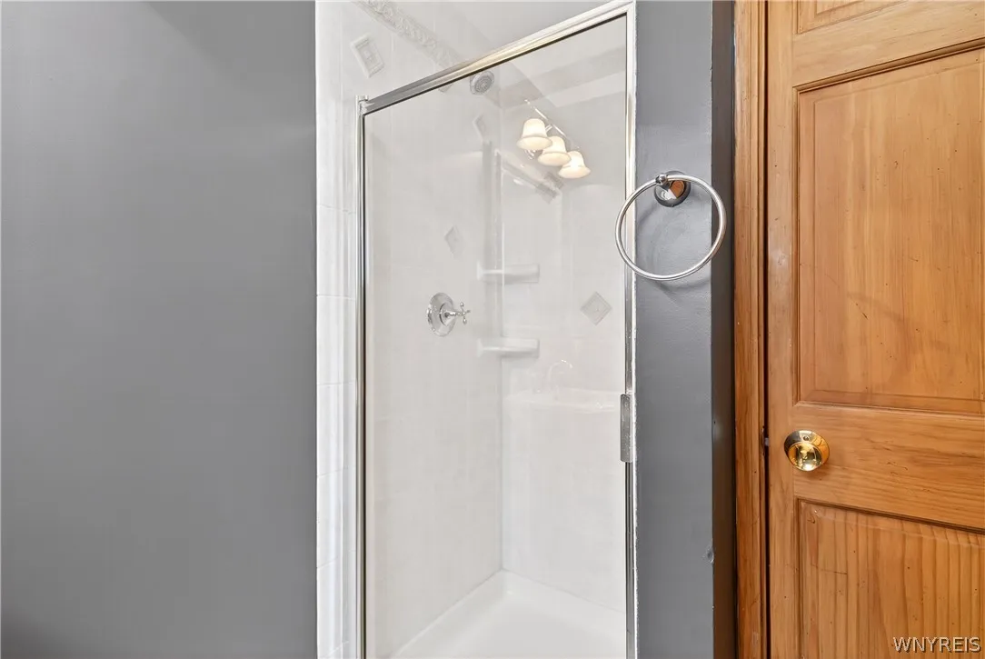 197 Long Avenue, Hamburg, New York 14075, Hamburg, New York 14075, 3 Bedrooms Bedrooms, 10 Rooms Rooms,2 BathroomsBathrooms,Residential,For Sale,197 Long Avenue, Hamburg, New York 14075,0,B1673009