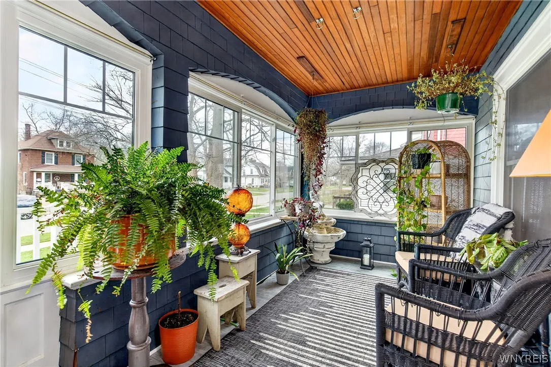 197 Long Avenue, Hamburg, New York 14075, Hamburg, New York 14075, 3 Bedrooms Bedrooms, 10 Rooms Rooms,2 BathroomsBathrooms,Residential,For Sale,197 Long Avenue, Hamburg, New York 14075,0,B1673009