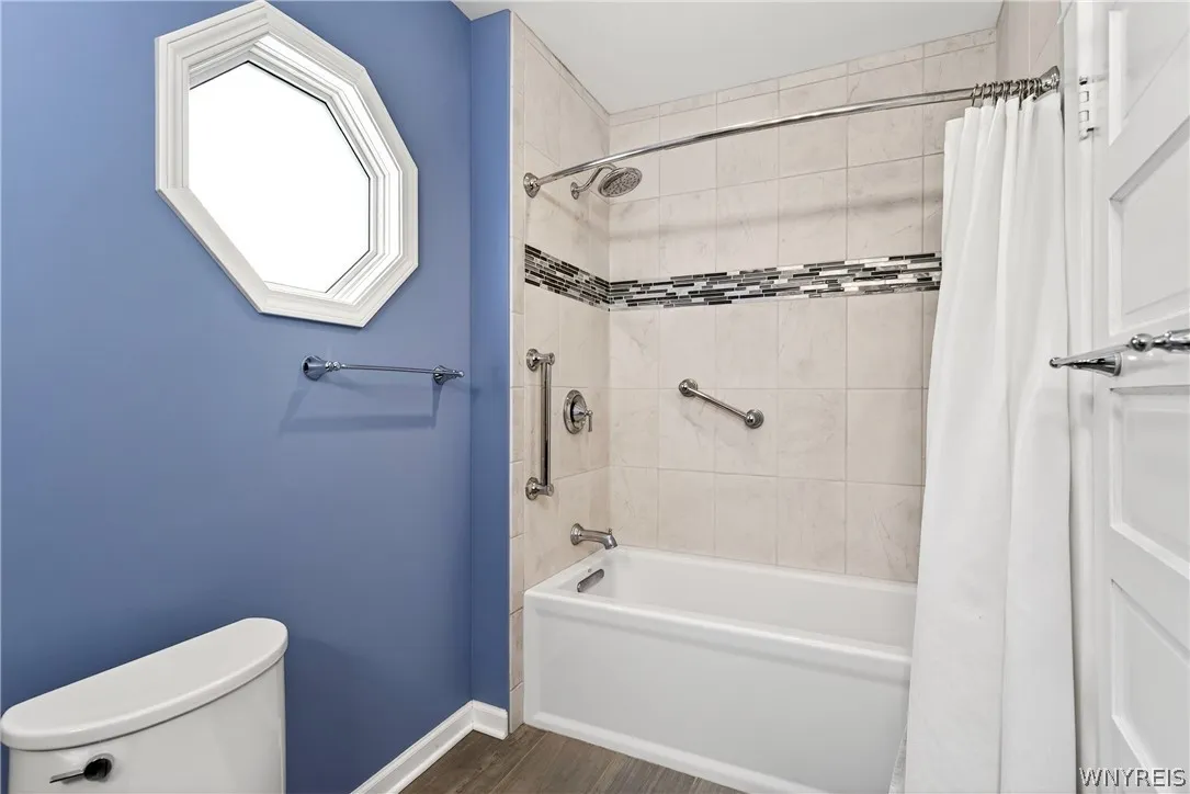 197 Long Avenue, Hamburg, New York 14075, Hamburg, New York 14075, 3 Bedrooms Bedrooms, 10 Rooms Rooms,2 BathroomsBathrooms,Residential,For Sale,197 Long Avenue, Hamburg, New York 14075,0,B1673009