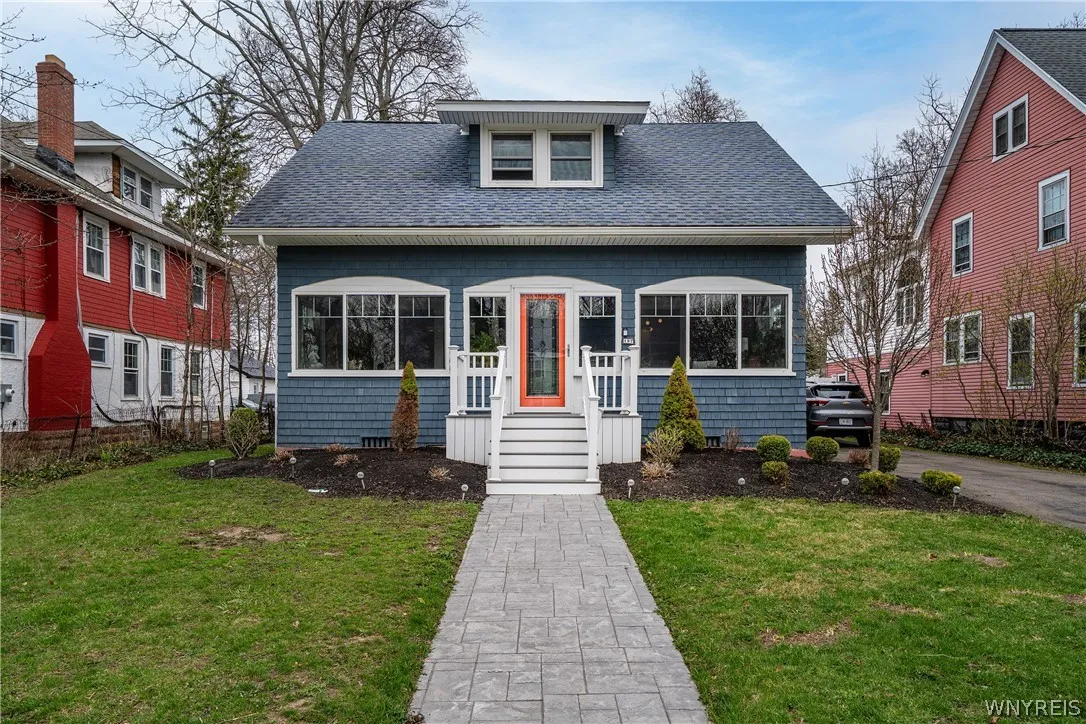 197 Long Avenue, Hamburg, New York 14075, Hamburg, New York 14075, 3 Bedrooms Bedrooms, 10 Rooms Rooms,2 BathroomsBathrooms,Residential,For Sale,197 Long Avenue, Hamburg, New York 14075,0,B1673009