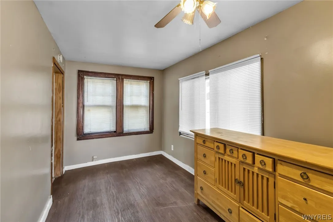 2143 Niagara Street, Buffalo, New York 14207, Buffalo, New York 14207, 8 Bedroom Bedrooms, ,3 BathroomBathrooms,Residential,For Sale,2143 Niagara Street, Buffalo, New York 14207,0,B1672981