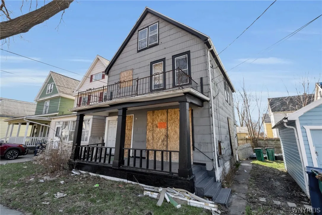 2143 Niagara Street, Buffalo, New York 14207, Buffalo, New York 14207, 8 Bedroom Bedrooms, ,3 BathroomBathrooms,Residential,For Sale,2143 Niagara Street, Buffalo, New York 14207,0,B1672981