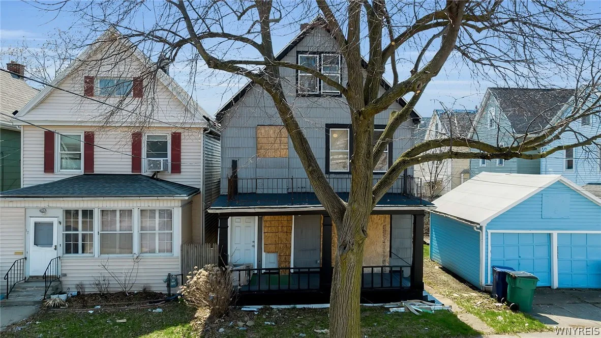 2143 Niagara Street, Buffalo, New York 14207, Buffalo, New York 14207, 8 Bedroom Bedrooms, ,3 BathroomBathrooms,Residential,For Sale,2143 Niagara Street, Buffalo, New York 14207,0,B1672981