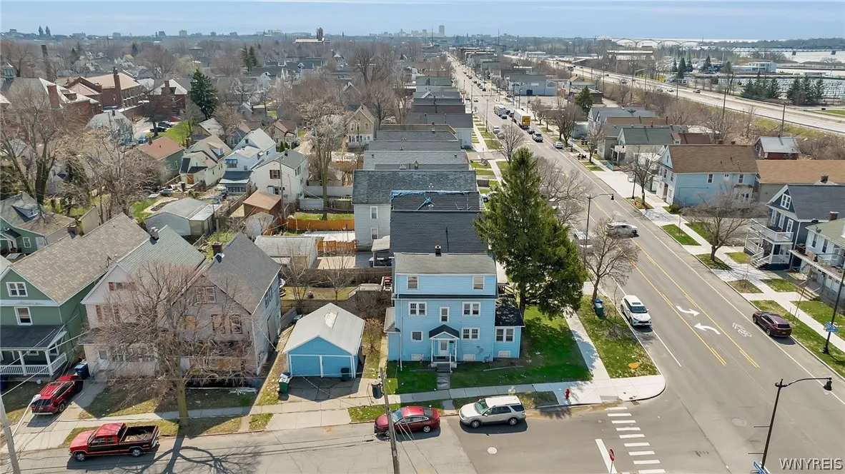 2143 Niagara Street, Buffalo, New York 14207, Buffalo, New York 14207, 8 Bedroom Bedrooms, ,3 BathroomBathrooms,Residential,For Sale,2143 Niagara Street, Buffalo, New York 14207,0,B1672981