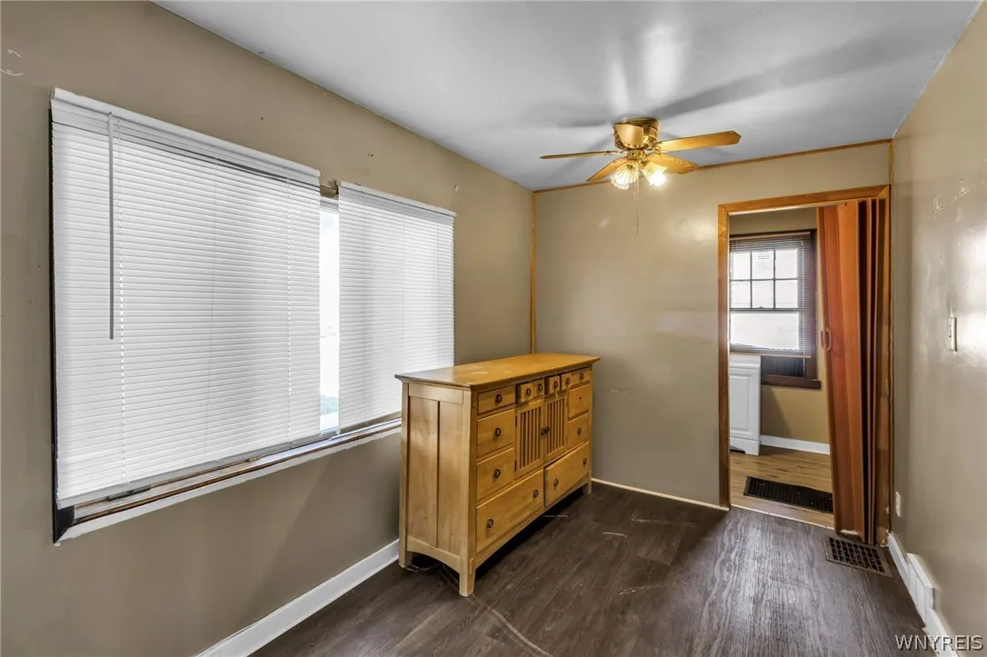 2143 Niagara Street, Buffalo, New York 14207, Buffalo, New York 14207, 8 Bedroom Bedrooms, ,3 BathroomBathrooms,Residential,For Sale,2143 Niagara Street, Buffalo, New York 14207,0,B1672981
