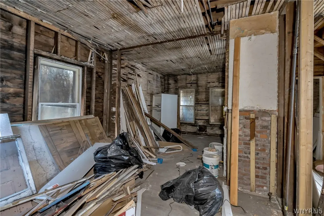 2143 Niagara Street, Buffalo, New York 14207, Buffalo, New York 14207, 8 Bedroom Bedrooms, ,3 BathroomBathrooms,Residential,For Sale,2143 Niagara Street, Buffalo, New York 14207,0,B1672981