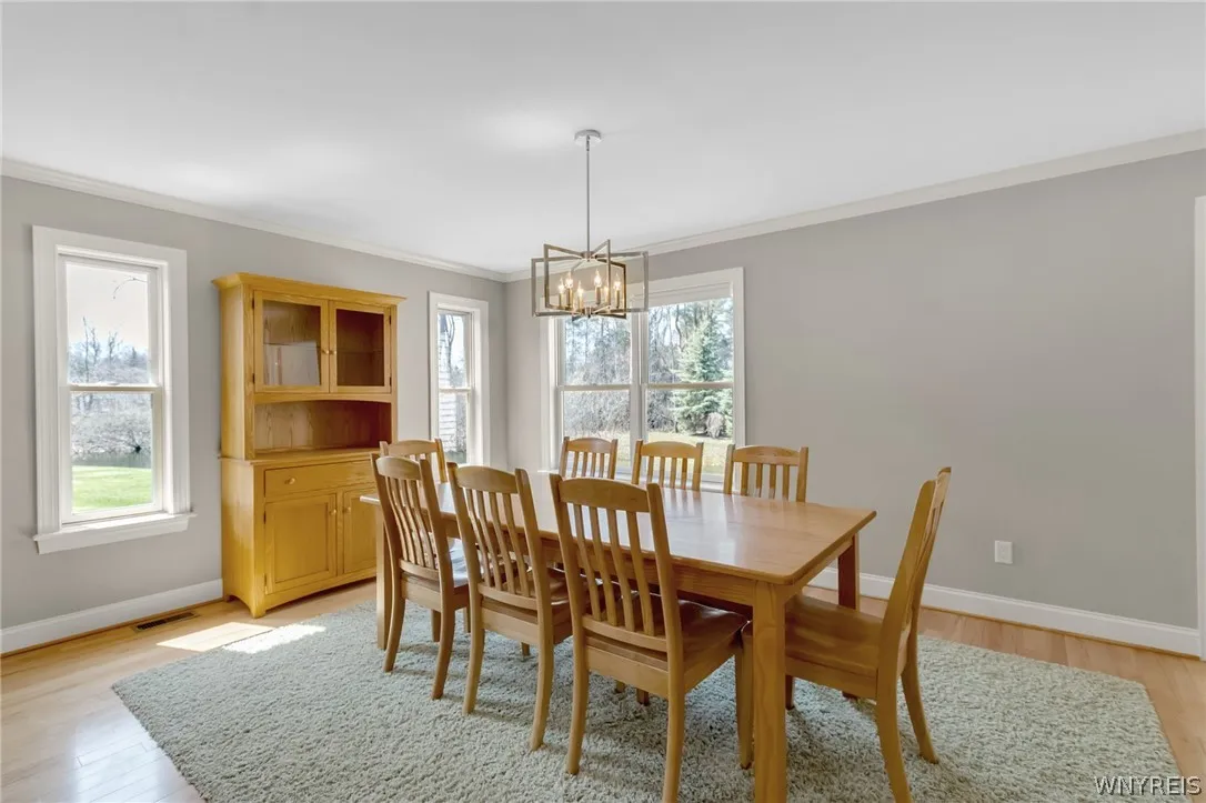 40 Collins Court, Amherst, New York 14068, Amherst, New York 14068, 3 Bedrooms Bedrooms, 8 Rooms Rooms,2 BathroomsBathrooms,Residential,For Sale,40 Collins Court, Amherst, New York 14068,0,B1673104