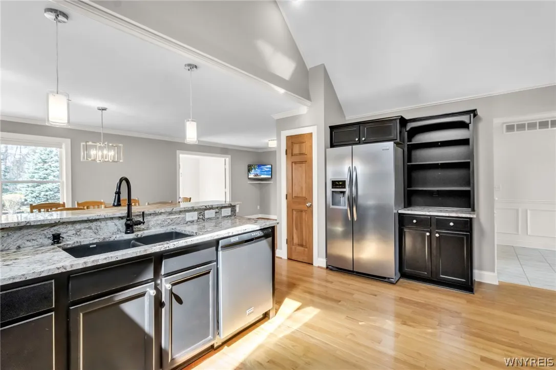 40 Collins Court, Amherst, New York 14068, Amherst, New York 14068, 3 Bedrooms Bedrooms, 8 Rooms Rooms,2 BathroomsBathrooms,Residential,For Sale,40 Collins Court, Amherst, New York 14068,0,B1673104