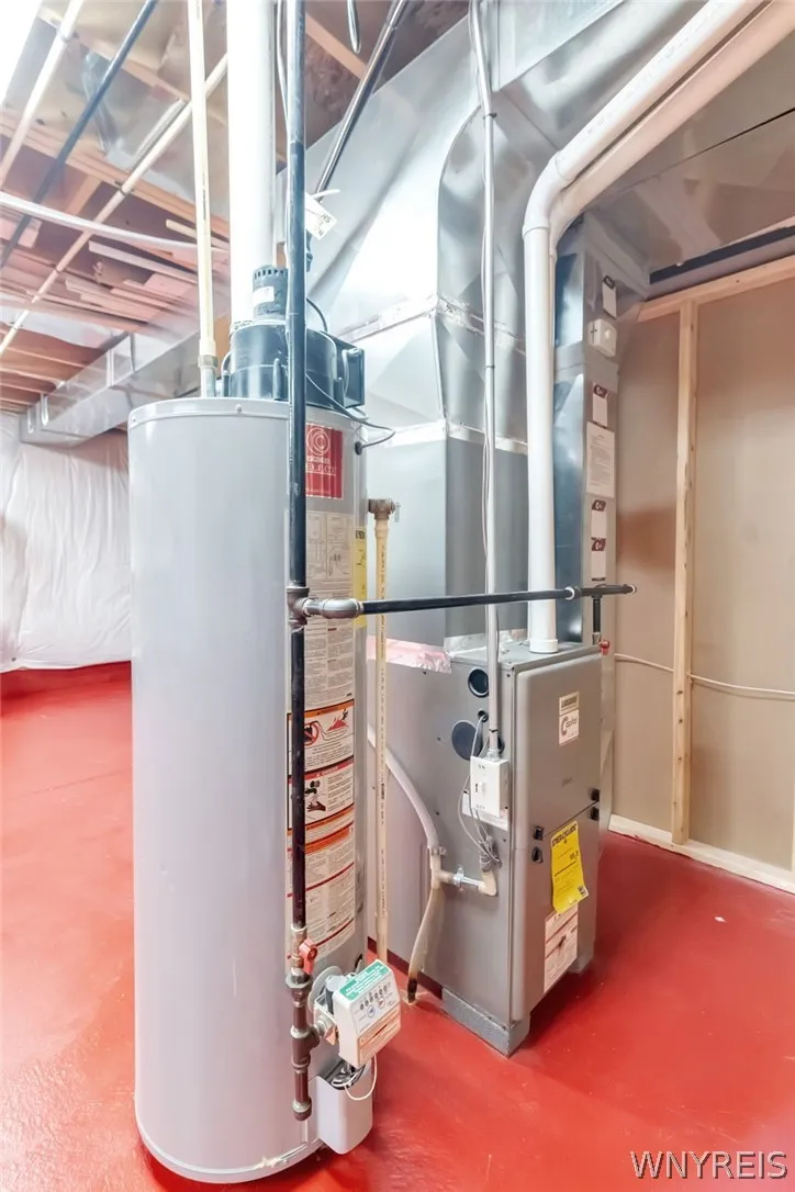 40 Collins Court, Amherst, New York 14068, Amherst, New York 14068, 3 Bedrooms Bedrooms, 8 Rooms Rooms,2 BathroomsBathrooms,Residential,For Sale,40 Collins Court, Amherst, New York 14068,0,B1673104