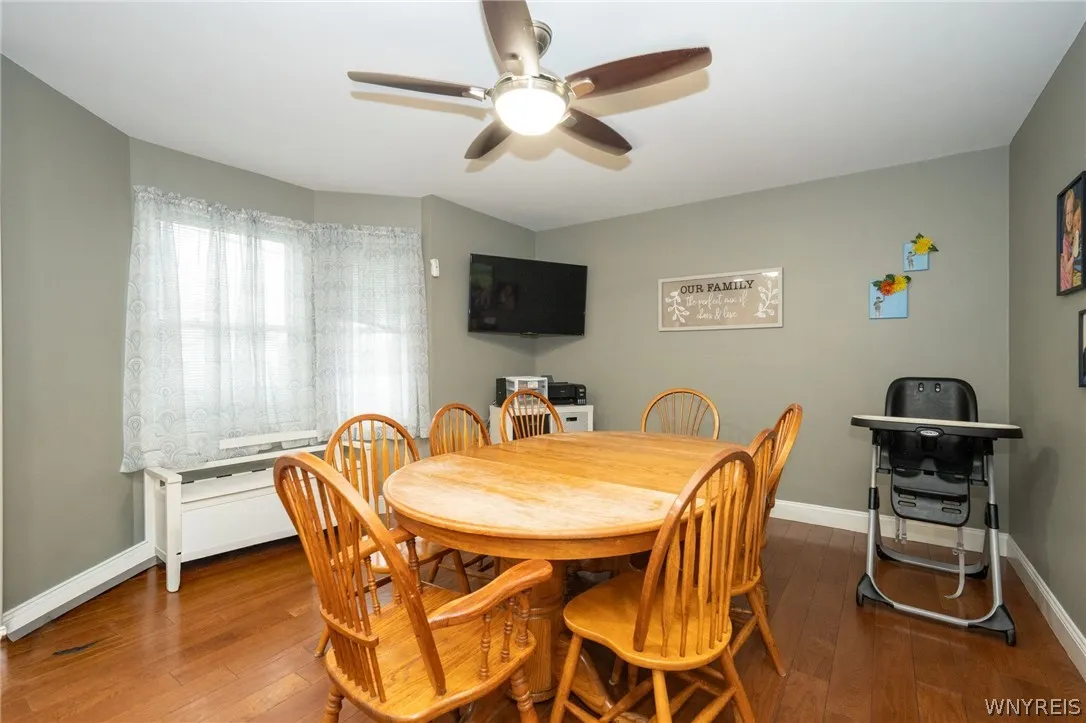 5233 Scranton Road, Hamburg, New York 14075, Hamburg, New York 14075, 10 Bedrooms Bedrooms, ,3 BathroomsBathrooms,Residential,For Sale,5233 Scranton Road, Hamburg, New York 14075,0,B1673211