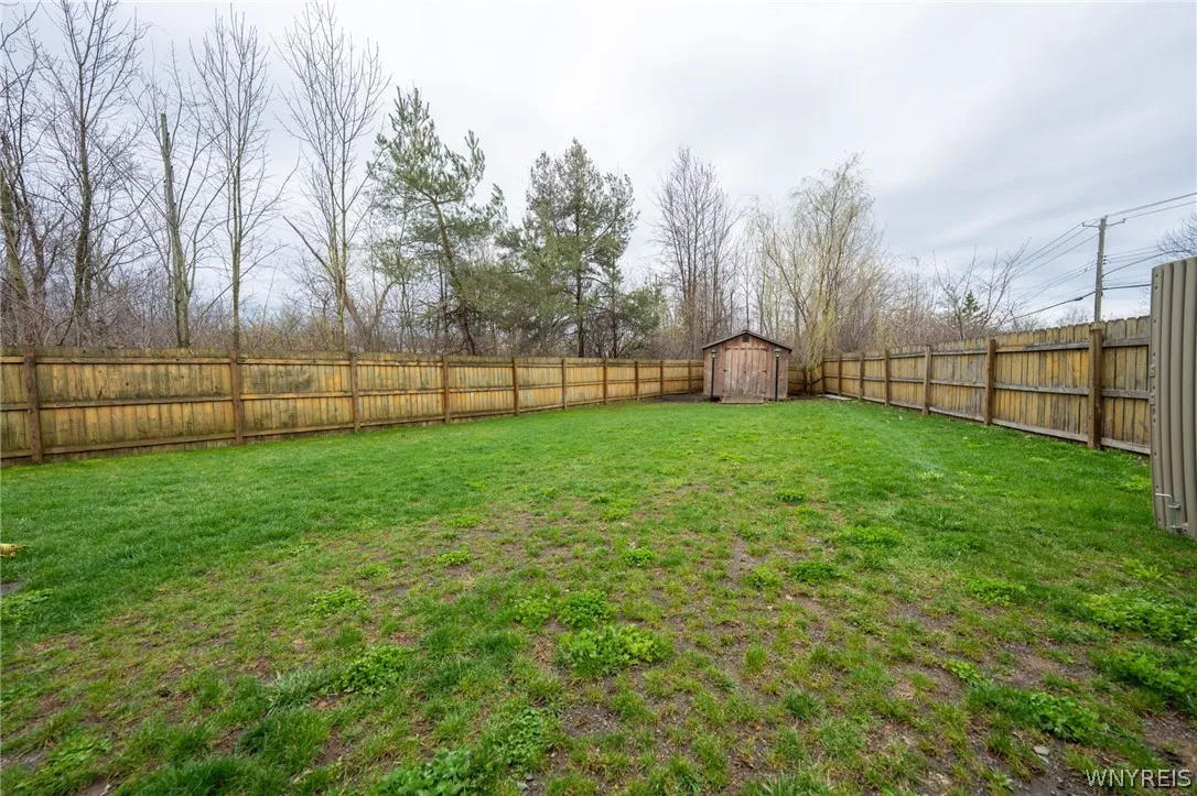 5233 Scranton Road, Hamburg, New York 14075, Hamburg, New York 14075, 10 Bedrooms Bedrooms, ,3 BathroomsBathrooms,Residential,For Sale,5233 Scranton Road, Hamburg, New York 14075,0,B1673211