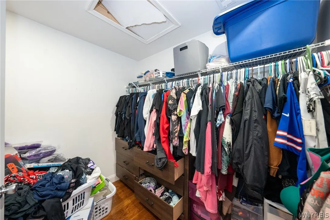 5233 Scranton Road, Hamburg, New York 14075, Hamburg, New York 14075, 10 Bedrooms Bedrooms, ,3 BathroomsBathrooms,Residential,For Sale,5233 Scranton Road, Hamburg, New York 14075,0,B1673211