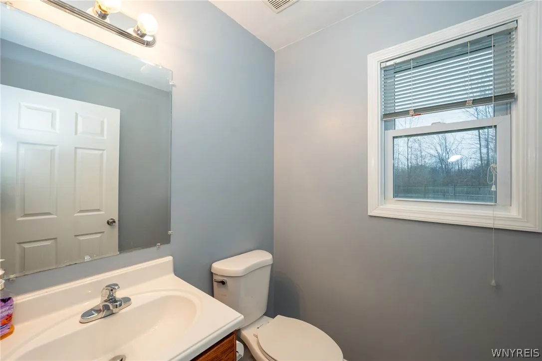 5233 Scranton Road, Hamburg, New York 14075, Hamburg, New York 14075, 10 Bedrooms Bedrooms, ,3 BathroomsBathrooms,Residential,For Sale,5233 Scranton Road, Hamburg, New York 14075,0,B1673211