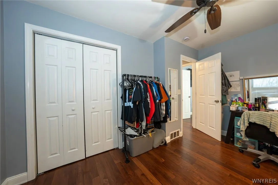 5233 Scranton Road, Hamburg, New York 14075, Hamburg, New York 14075, 10 Bedrooms Bedrooms, ,3 BathroomsBathrooms,Residential,For Sale,5233 Scranton Road, Hamburg, New York 14075,0,B1673211