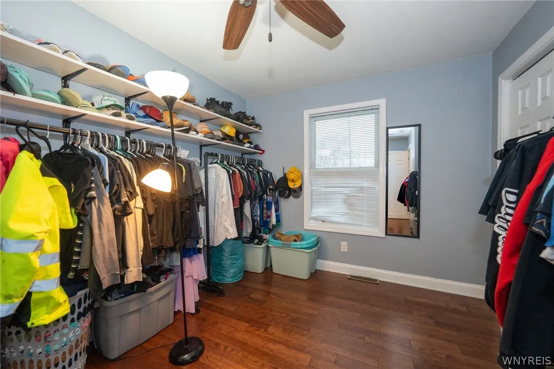 5233 Scranton Road, Hamburg, New York 14075, Hamburg, New York 14075, 10 Bedrooms Bedrooms, ,3 BathroomsBathrooms,Residential,For Sale,5233 Scranton Road, Hamburg, New York 14075,0,B1673211