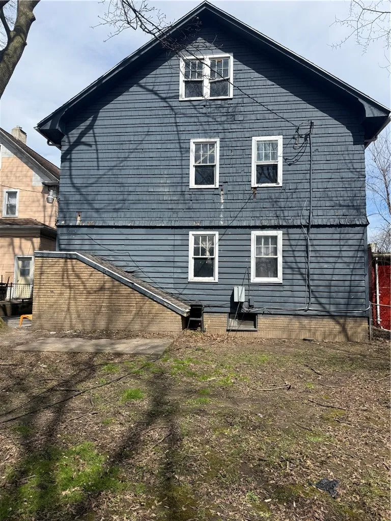 1873 East Main Street, Rochester, New York 14609, Rochester, New York 14609, 8 Bedroom Bedrooms, ,4 BathroomBathrooms,Residential,For Sale,1873 East Main Street, Rochester, New York 14609,0,R1666076