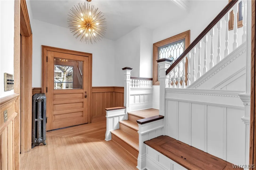 887 West Ferry Street, Buffalo, New York 14209, Buffalo, New York 14209, 4 Bedrooms Bedrooms, 10 Rooms Rooms,1 BathroomBathrooms,Residential Lease,For Rent,887 West Ferry Street, Buffalo, New York 14209,0,B1672814