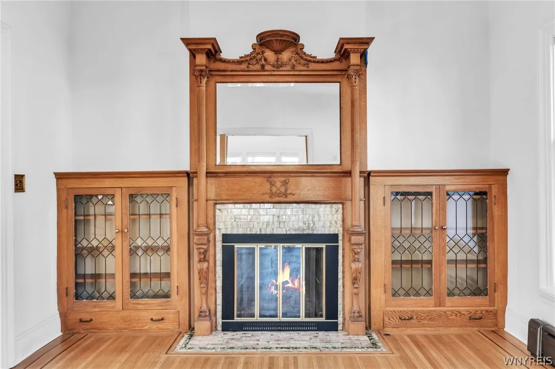 887 West Ferry Street, Buffalo, New York 14209, Buffalo, New York 14209, 4 Bedrooms Bedrooms, 10 Rooms Rooms,1 BathroomBathrooms,Residential Lease,For Rent,887 West Ferry Street, Buffalo, New York 14209,0,B1672814