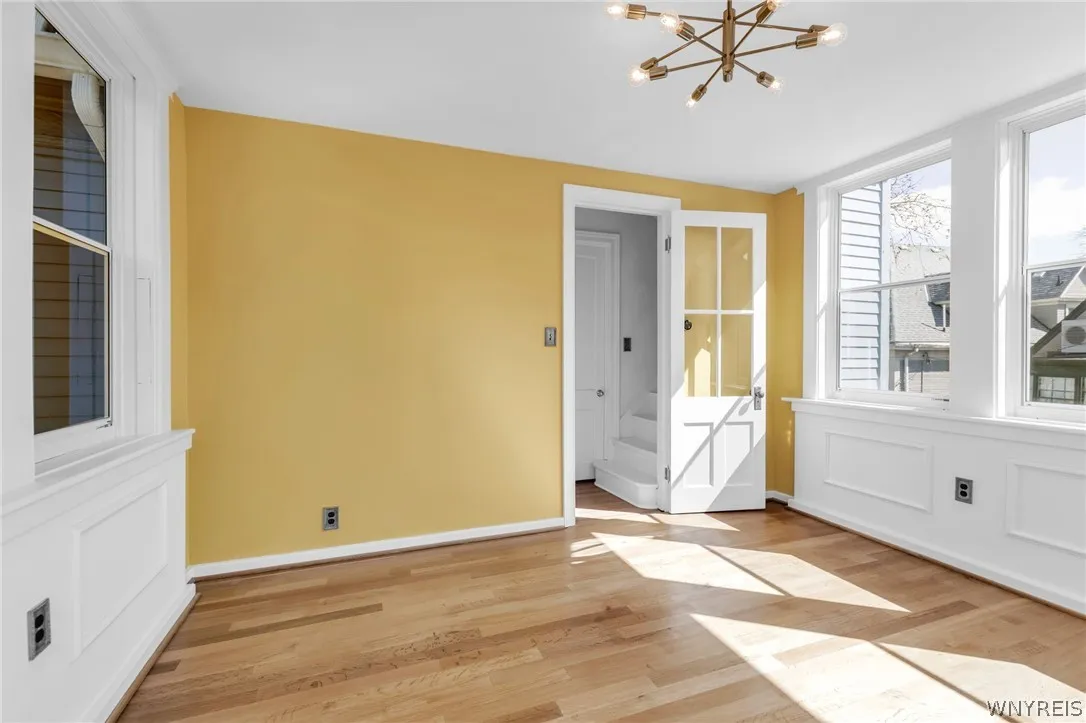 887 West Ferry Street, Buffalo, New York 14209, Buffalo, New York 14209, 4 Bedrooms Bedrooms, 10 Rooms Rooms,1 BathroomBathrooms,Residential Lease,For Rent,887 West Ferry Street, Buffalo, New York 14209,0,B1672814
