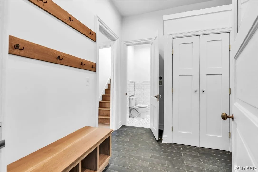 887 West Ferry Street, Buffalo, New York 14209, Buffalo, New York 14209, 4 Bedrooms Bedrooms, 10 Rooms Rooms,1 BathroomBathrooms,Residential Lease,For Rent,887 West Ferry Street, Buffalo, New York 14209,0,B1672814
