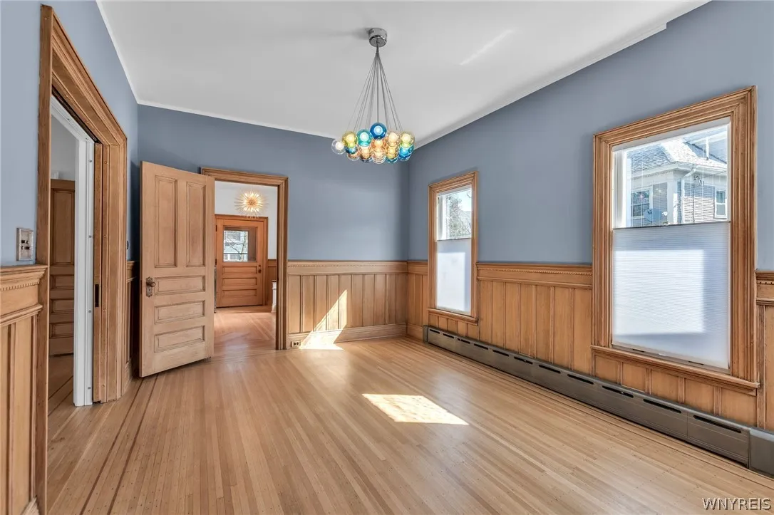 887 West Ferry Street, Buffalo, New York 14209, Buffalo, New York 14209, 4 Bedrooms Bedrooms, 10 Rooms Rooms,1 BathroomBathrooms,Residential Lease,For Rent,887 West Ferry Street, Buffalo, New York 14209,0,B1672814