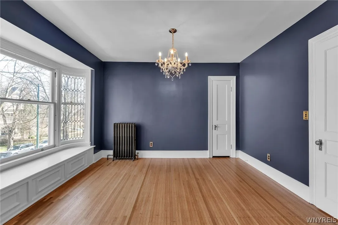 887 West Ferry Street, Buffalo, New York 14209, Buffalo, New York 14209, 4 Bedrooms Bedrooms, 10 Rooms Rooms,1 BathroomBathrooms,Residential Lease,For Rent,887 West Ferry Street, Buffalo, New York 14209,0,B1672814