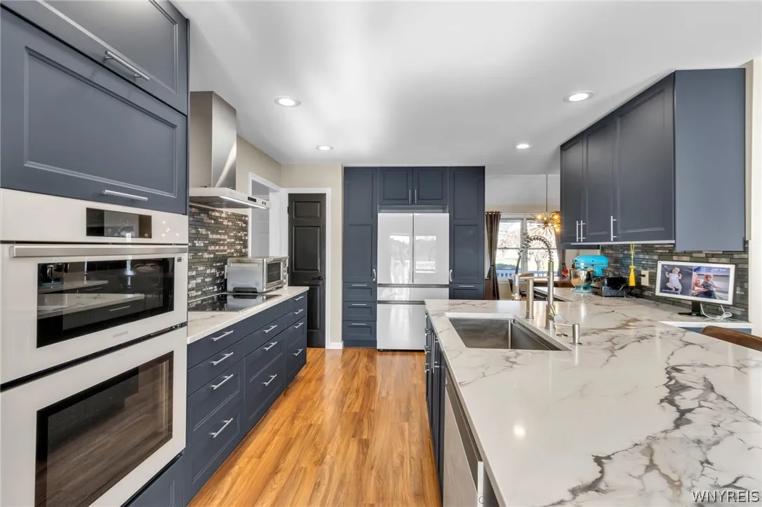 9574 English Ivy Court, Clarence, New York 14032, Clarence, New York 14032, 4 Bedrooms Bedrooms, 12 Rooms Rooms,3 BathroomsBathrooms,Residential,For Sale,9574 English Ivy Court, Clarence, New York 14032,0,B1673085