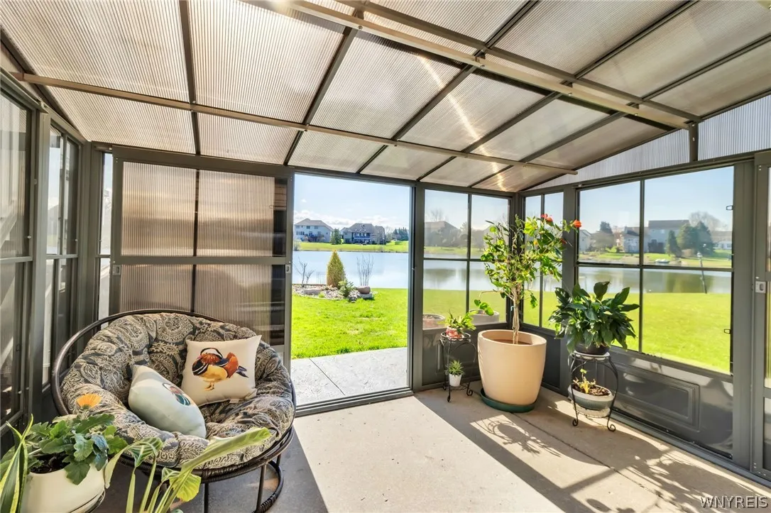 9574 English Ivy Court, Clarence, New York 14032, Clarence, New York 14032, 4 Bedrooms Bedrooms, 12 Rooms Rooms,3 BathroomsBathrooms,Residential,For Sale,9574 English Ivy Court, Clarence, New York 14032,0,B1673085