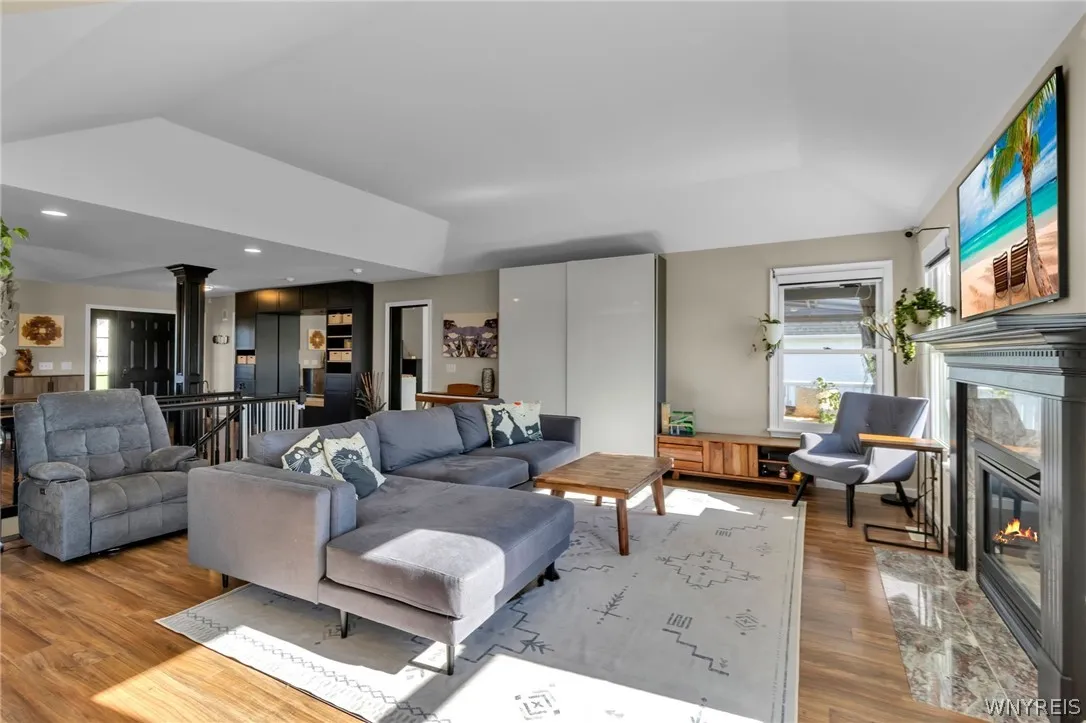 9574 English Ivy Court, Clarence, New York 14032, Clarence, New York 14032, 4 Bedrooms Bedrooms, 12 Rooms Rooms,3 BathroomsBathrooms,Residential,For Sale,9574 English Ivy Court, Clarence, New York 14032,0,B1673085
