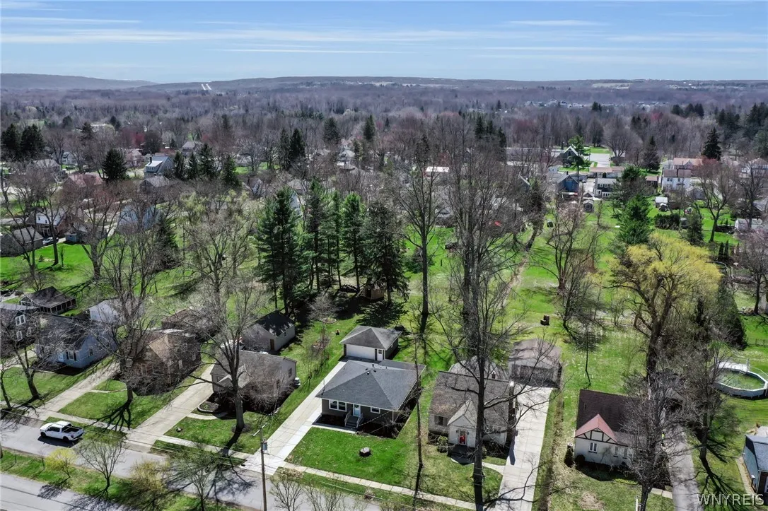 97 Huntington Court, Hamburg, New York 14075, Hamburg, New York 14075, 2 Bedrooms Bedrooms, 6 Rooms Rooms,1 BathroomBathrooms,Residential,For Sale,97 Huntington Court, Hamburg, New York 14075,0,B1673394