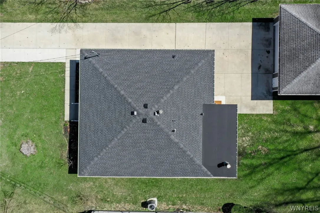 97 Huntington Court, Hamburg, New York 14075, Hamburg, New York 14075, 2 Bedrooms Bedrooms, 6 Rooms Rooms,1 BathroomBathrooms,Residential,For Sale,97 Huntington Court, Hamburg, New York 14075,0,B1673394