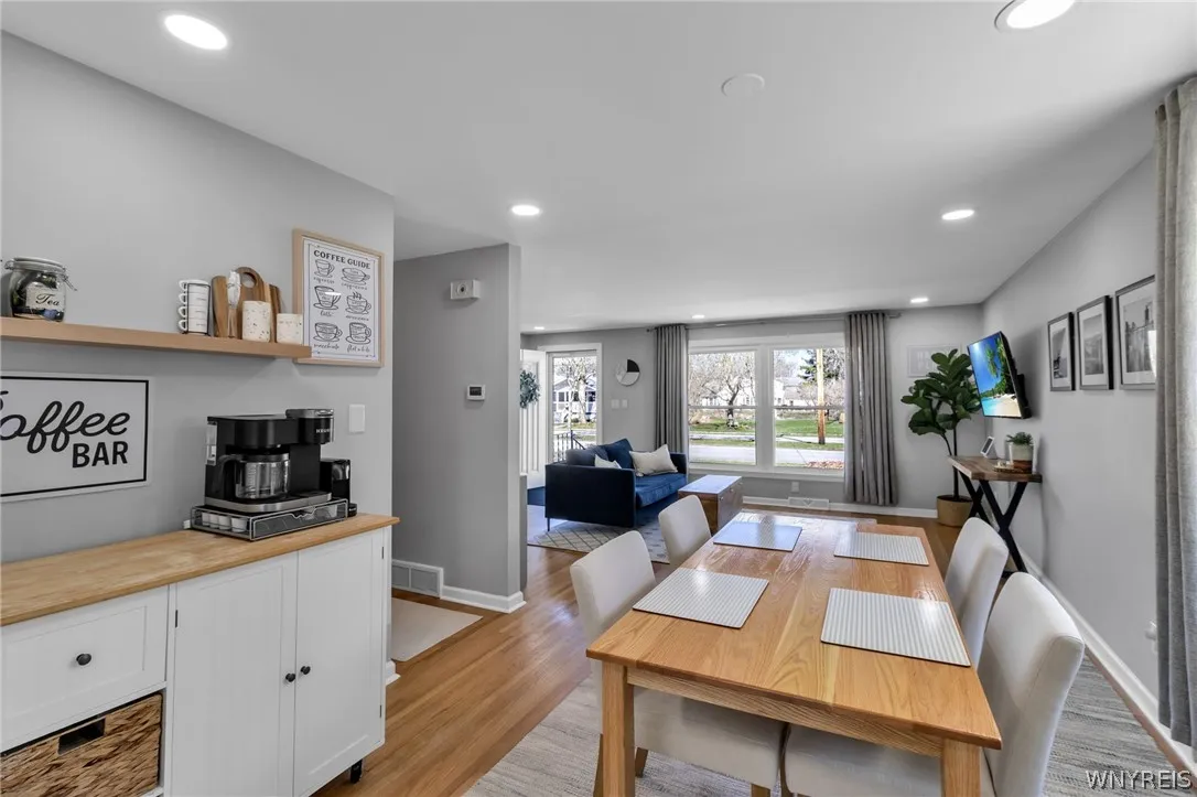 97 Huntington Court, Hamburg, New York 14075, Hamburg, New York 14075, 2 Bedrooms Bedrooms, 6 Rooms Rooms,1 BathroomBathrooms,Residential,For Sale,97 Huntington Court, Hamburg, New York 14075,0,B1673394