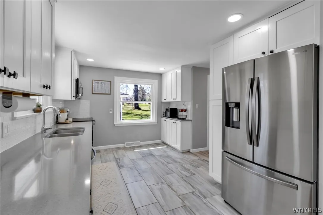 97 Huntington Court, Hamburg, New York 14075, Hamburg, New York 14075, 2 Bedrooms Bedrooms, 6 Rooms Rooms,1 BathroomBathrooms,Residential,For Sale,97 Huntington Court, Hamburg, New York 14075,0,B1673394