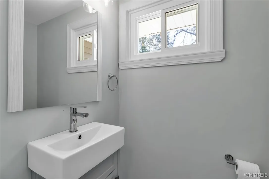 97 Huntington Court, Hamburg, New York 14075, Hamburg, New York 14075, 2 Bedrooms Bedrooms, 6 Rooms Rooms,1 BathroomBathrooms,Residential,For Sale,97 Huntington Court, Hamburg, New York 14075,0,B1673394