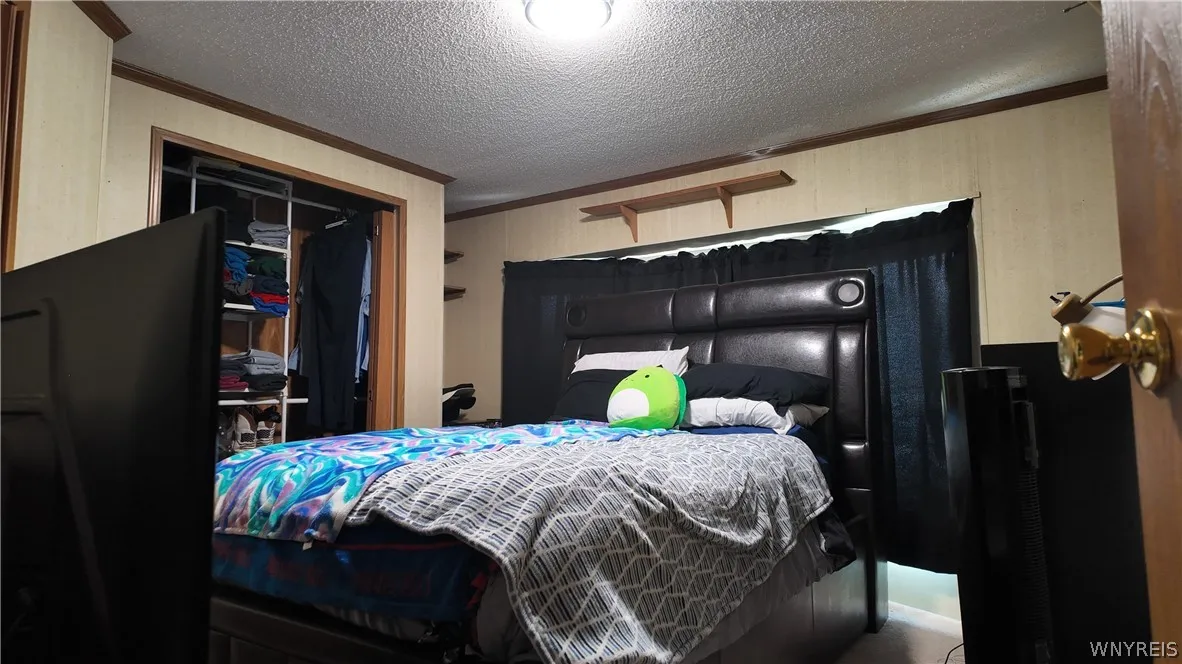 13 Rippleway Drive, Hamburg, New York 14075, Hamburg, New York 14075, 2 Bedrooms Bedrooms, 5 Rooms Rooms,2 BathroomsBathrooms,Residential,For Sale,13 Rippleway Drive, Hamburg, New York 14075,0,B1672706
