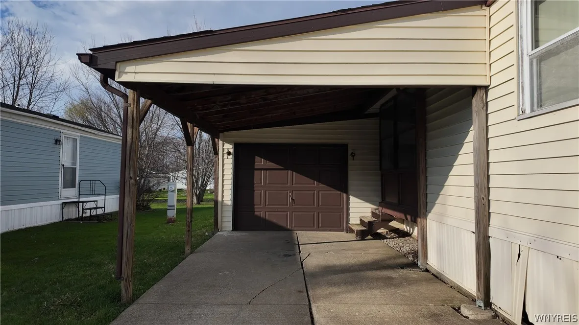 13 Rippleway Drive, Hamburg, New York 14075, Hamburg, New York 14075, 2 Bedrooms Bedrooms, 5 Rooms Rooms,2 BathroomsBathrooms,Residential,For Sale,13 Rippleway Drive, Hamburg, New York 14075,0,B1672706