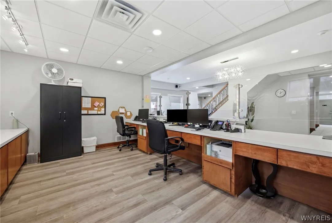 70 Linwood Avenue, Orchard Park, New York 14127, Orchard Park, New York 14127, ,Commercial Lease,For Rent,70 Linwood Avenue, Orchard Park, New York 14127,0,B1673614