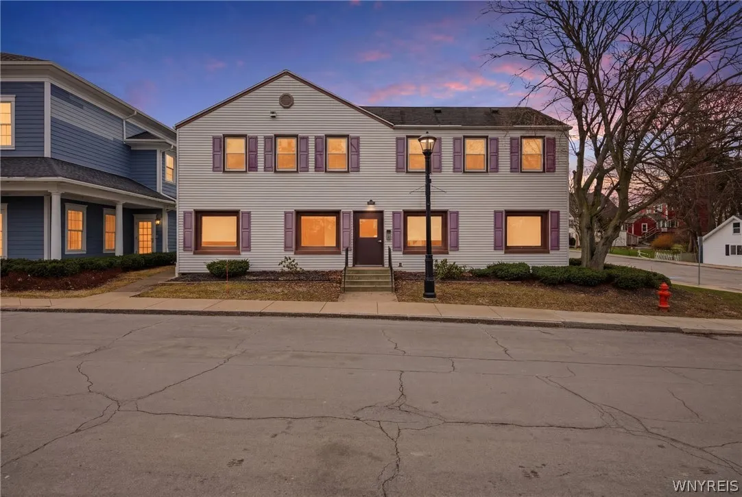 70 Linwood Avenue, Orchard Park, New York 14127, Orchard Park, New York 14127, ,Commercial Lease,For Rent,70 Linwood Avenue, Orchard Park, New York 14127,0,B1673614