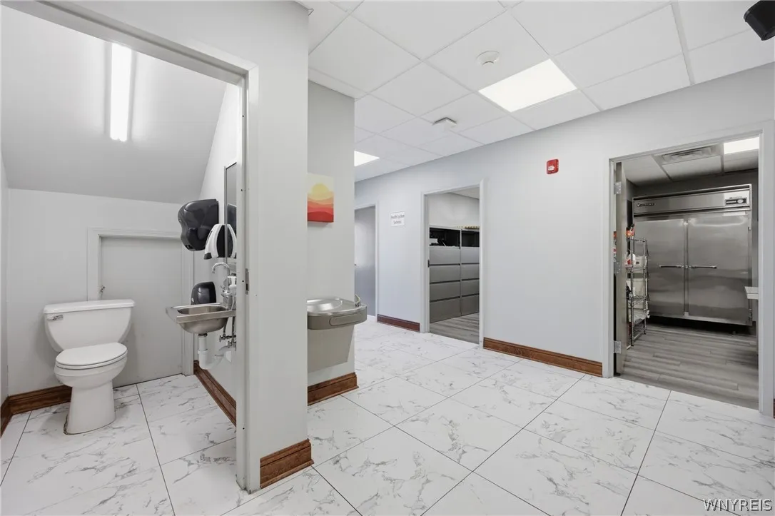 70 Linwood Avenue, Orchard Park, New York 14127, Orchard Park, New York 14127, ,Commercial Lease,For Rent,70 Linwood Avenue, Orchard Park, New York 14127,0,B1673614