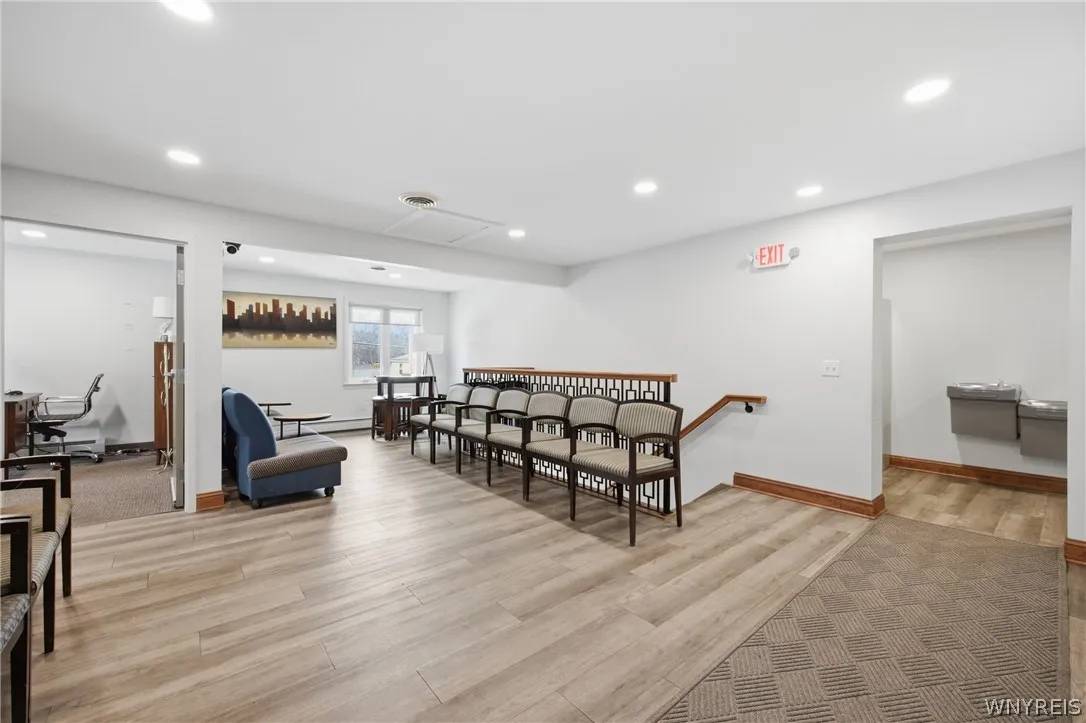 70 Linwood Avenue, Orchard Park, New York 14127, Orchard Park, New York 14127, ,Commercial Lease,For Rent,70 Linwood Avenue, Orchard Park, New York 14127,0,B1673614
