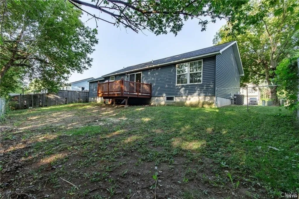 1165 Superior Street, Watertown City, New York 136, Watertown City, New York 13601, 3 Bedrooms Bedrooms, 8 Rooms Rooms,1 BathroomBathrooms,Residential Lease,Closed,1165 Superior Street, Watertown City, New York 136,0,S1673632