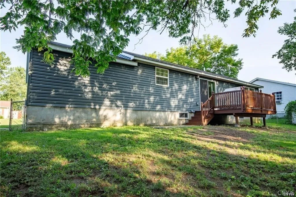 1165 Superior Street, Watertown City, New York 136, Watertown City, New York 13601, 3 Bedrooms Bedrooms, 8 Rooms Rooms,1 BathroomBathrooms,Residential Lease,Closed,1165 Superior Street, Watertown City, New York 136,0,S1673632