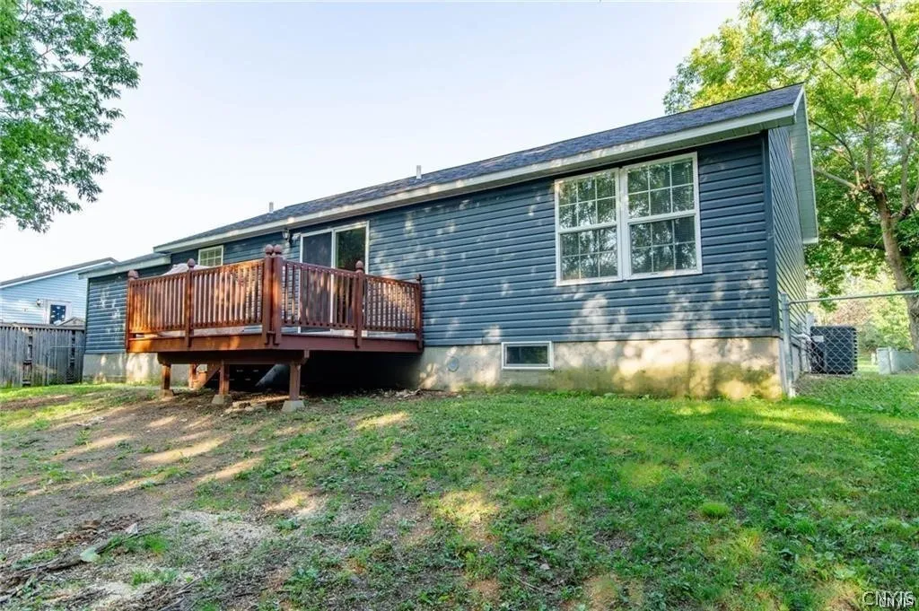 1165 Superior Street, Watertown City, New York 136, Watertown City, New York 13601, 3 Bedrooms Bedrooms, 8 Rooms Rooms,1 BathroomBathrooms,Residential Lease,Closed,1165 Superior Street, Watertown City, New York 136,0,S1673632