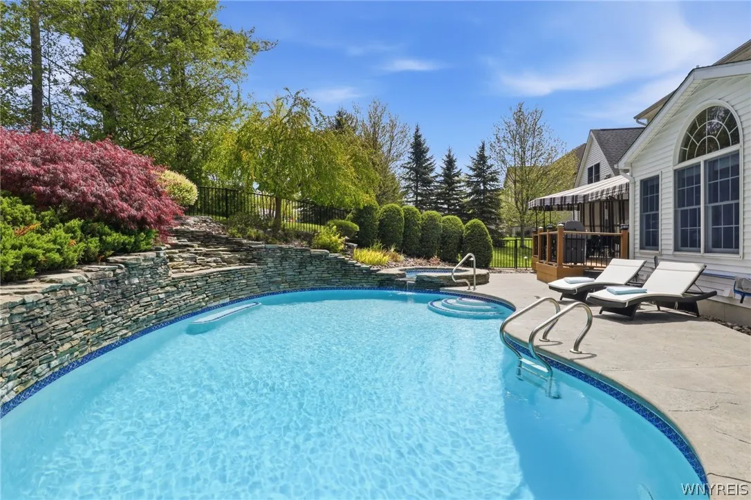 5 Kingfisher Court, Orchard Park, New York 14127, Orchard Park, New York 14127, 4 Bedrooms Bedrooms, 12 Rooms Rooms,4 BathroomsBathrooms,Residential,For Sale,5 Kingfisher Court, Orchard Park, New York 14127,0,B1673057