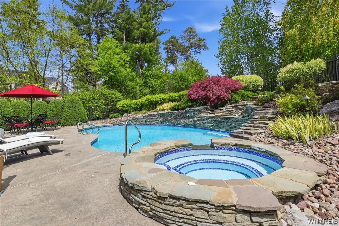 5 Kingfisher Court, Orchard Park, New York 14127, Orchard Park, New York 14127, 4 Bedrooms Bedrooms, 12 Rooms Rooms,4 BathroomsBathrooms,Residential,For Sale,5 Kingfisher Court, Orchard Park, New York 14127,0,B1673057