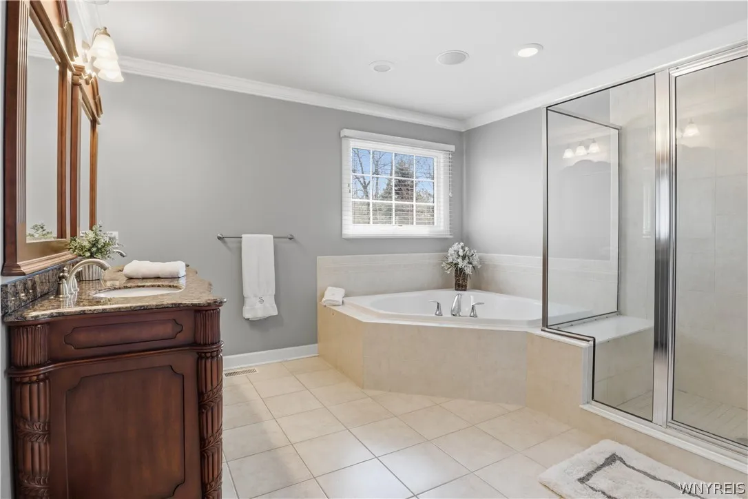 Primary En-Suite